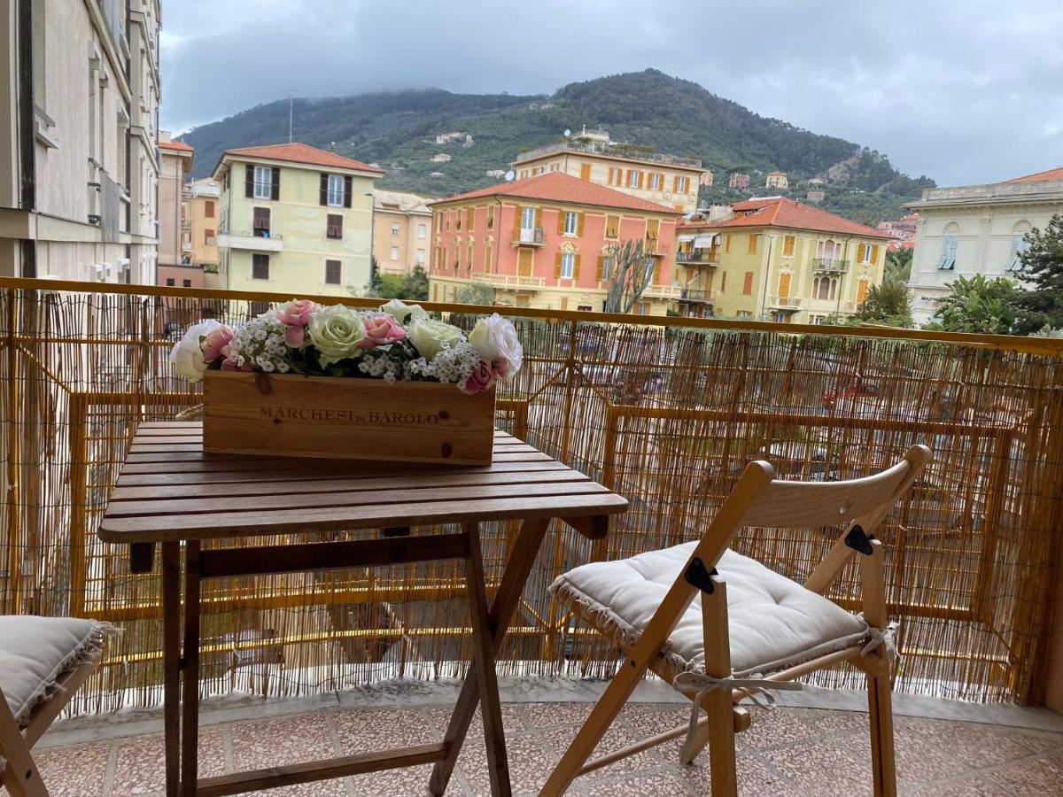 La Perla Apartment Chiavari Bagian luar foto